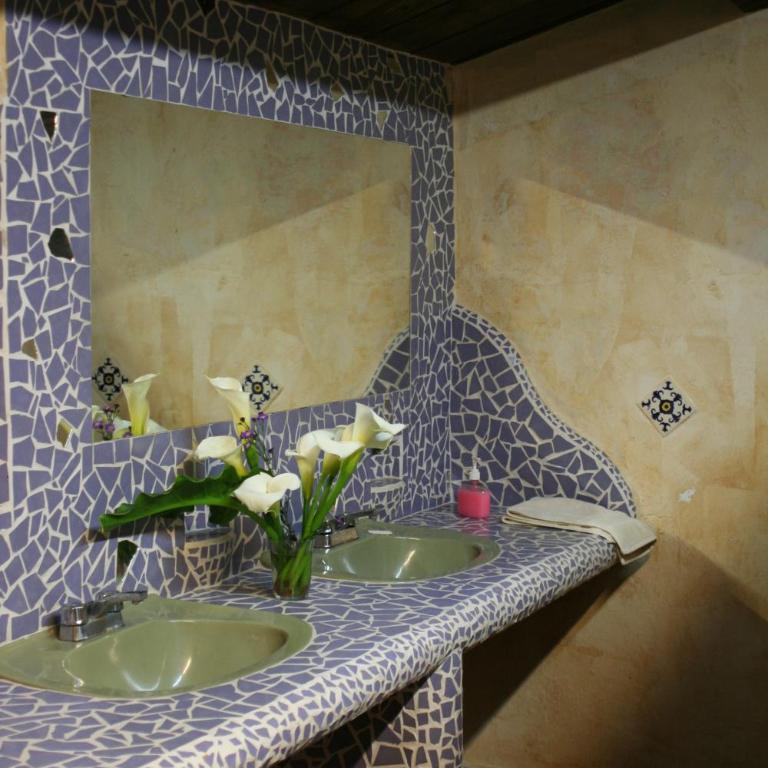 Posada del Abuelito (Hostel) - Double Room with Private Bathroom - 9