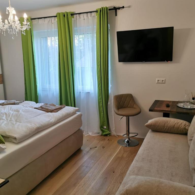 Enjoyit Velden West - Familienzimmer - 17