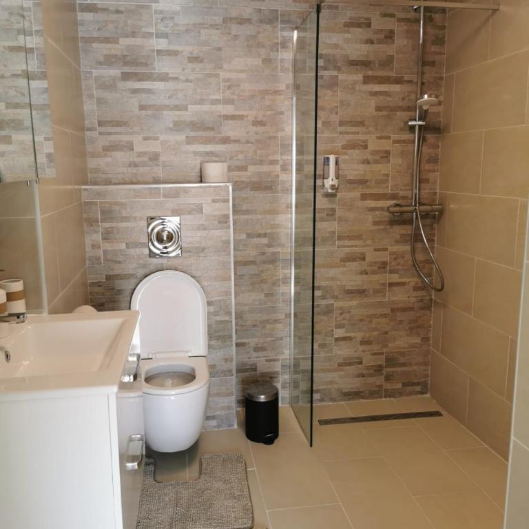 Enjoyit Velden West - Familienzimmer - 11