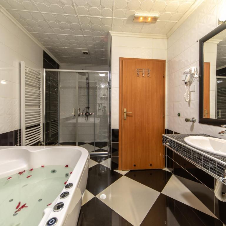 F Apartmani Kragujevac - Deluxe Apartment - 12