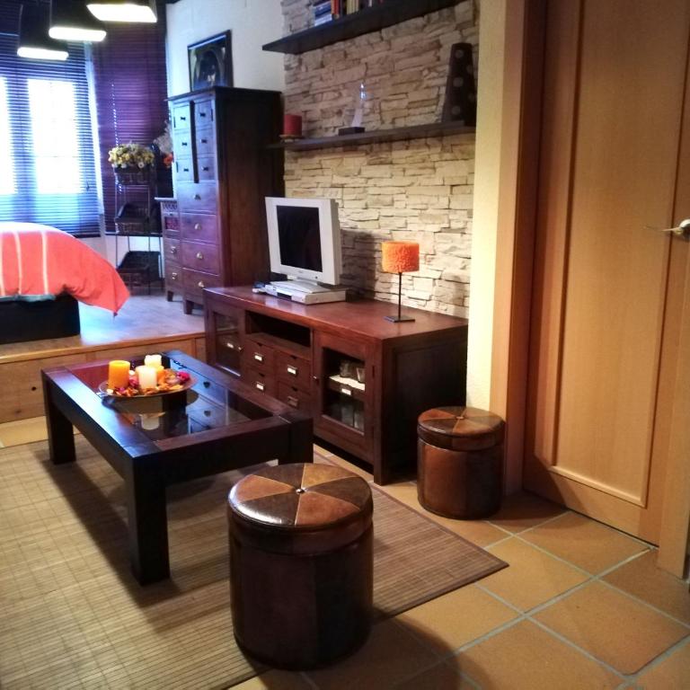 Apartamentos Arttyfal con parking y WiFi by SURYNIEVE - Estudio Deluxe con aparcamiento - 7