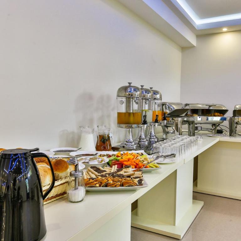 Atlantic Hotel - Two-Bedroom Apartment - 4