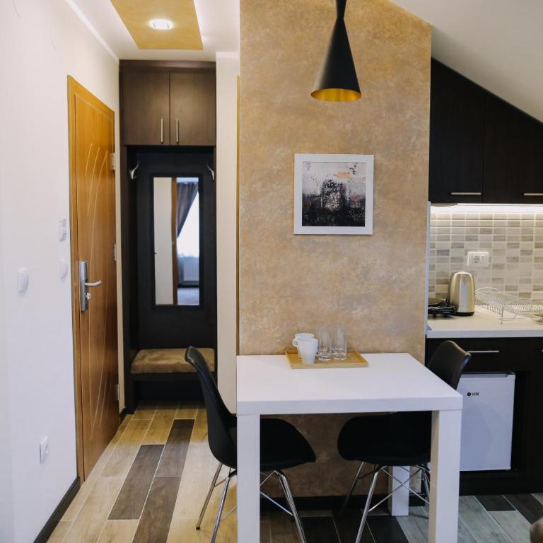 Prima Lux Apartments & Studio - Deluxe Apartment - 15