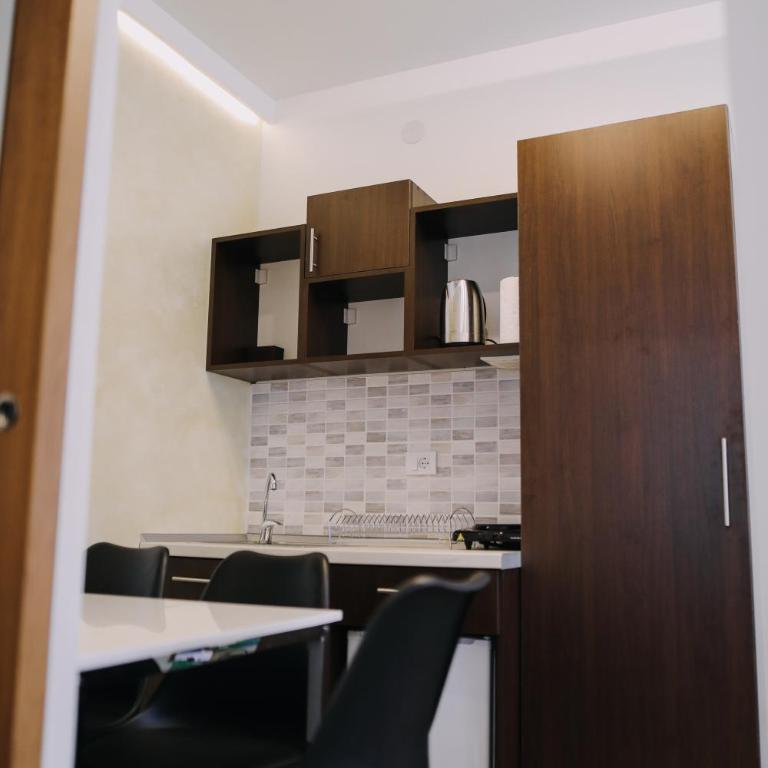 Prima Lux Apartments & Studio - Standard Apartment - 8