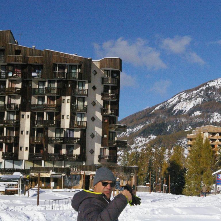 Studio Le Boussolenc - Monolocale con Vista Montagna - 25
