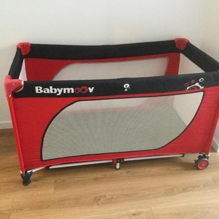 3 chambres en lit double, 6 personnes, dans appartement entièrement rénové, 70 m2 , WIFI,Climatisation, très calme , tout équipé,lit bébé - Appartement 3 Chambres - 15