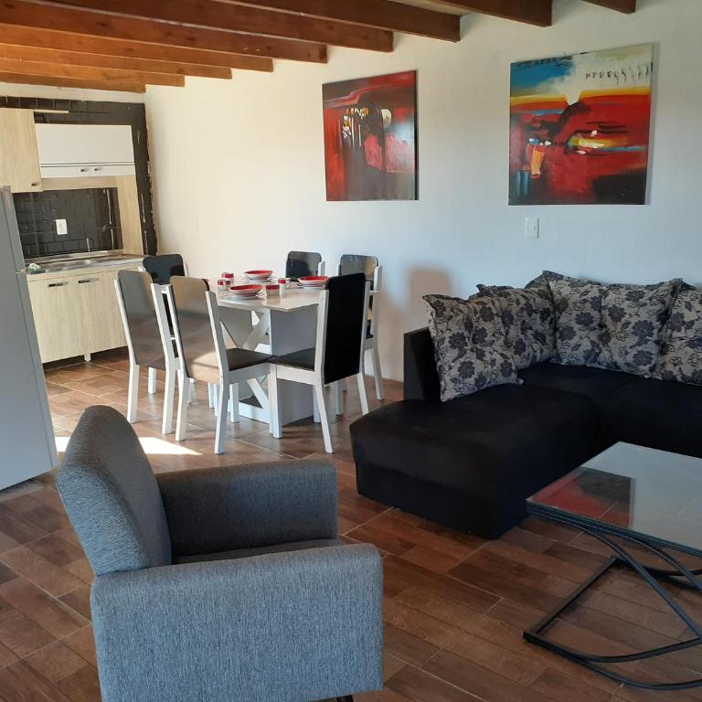 Lo de Coti y Guada - Casa Unifamiliar de 2 dormitorios - 72