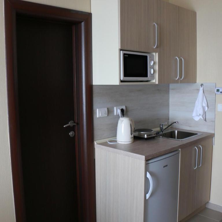 Vila Lucky Kop & Restoran - Studio Apartment - 2