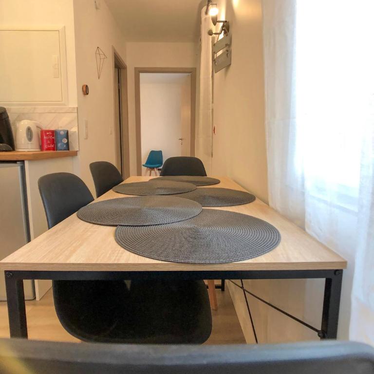 Charming Home - City Center Cosy Apartments - Deluxe Apartment - 21