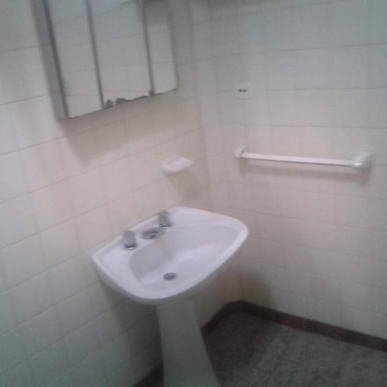 Dptos LOW COST - Casa de 2 dormitorios - 4