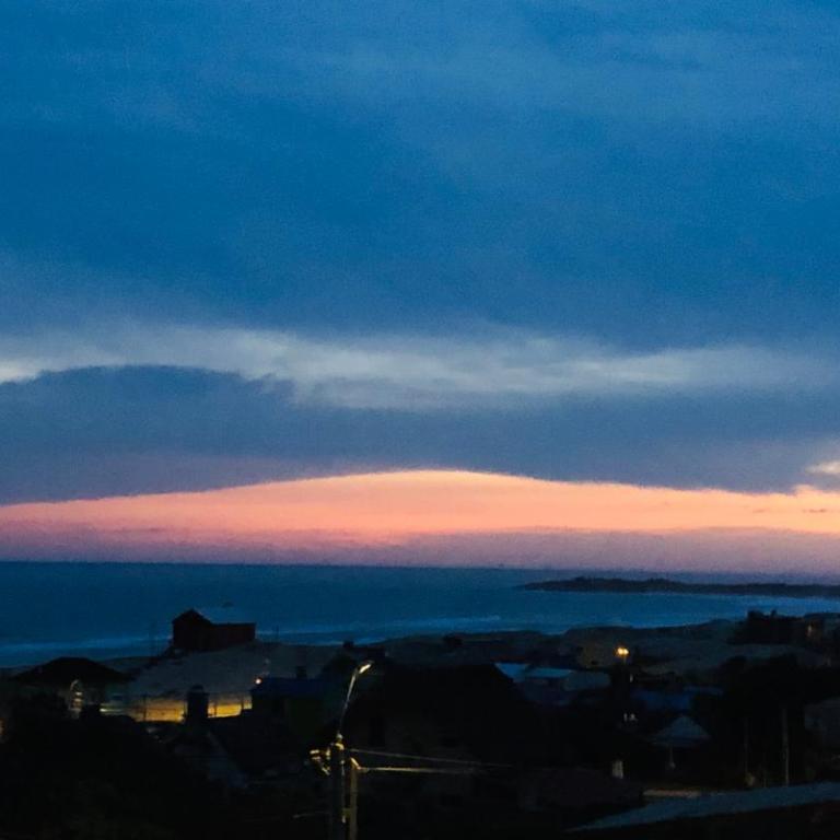 Unique Hotel & Suites - Triple Room - 14