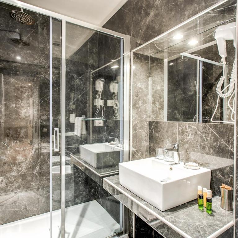 Hotel 55 Fifty-Five - Maison d'Art Collection - Camera Deluxe - 2
