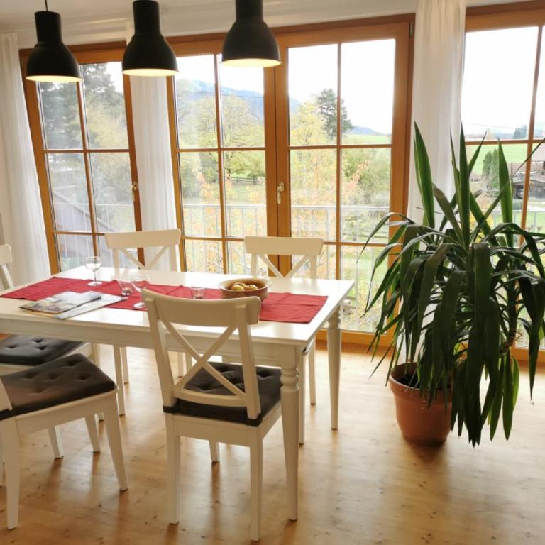 Ferienwohnung Sandra Wetzel - Apartment mit Blick auf die Berge - 10