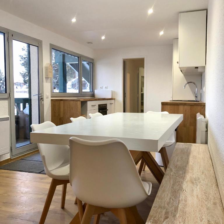 L'Aire des montagnes - Appartement avec Vue sur la Montagne - 1