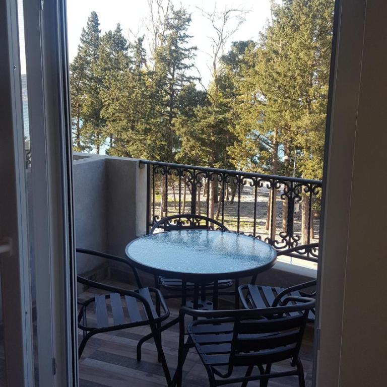 Amarok - Apartment with Balcony - 16