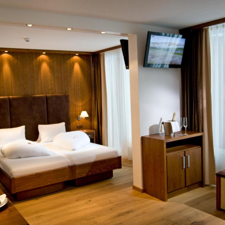 Hotel Quellenhof Leukerbad - Superior Suite - 4