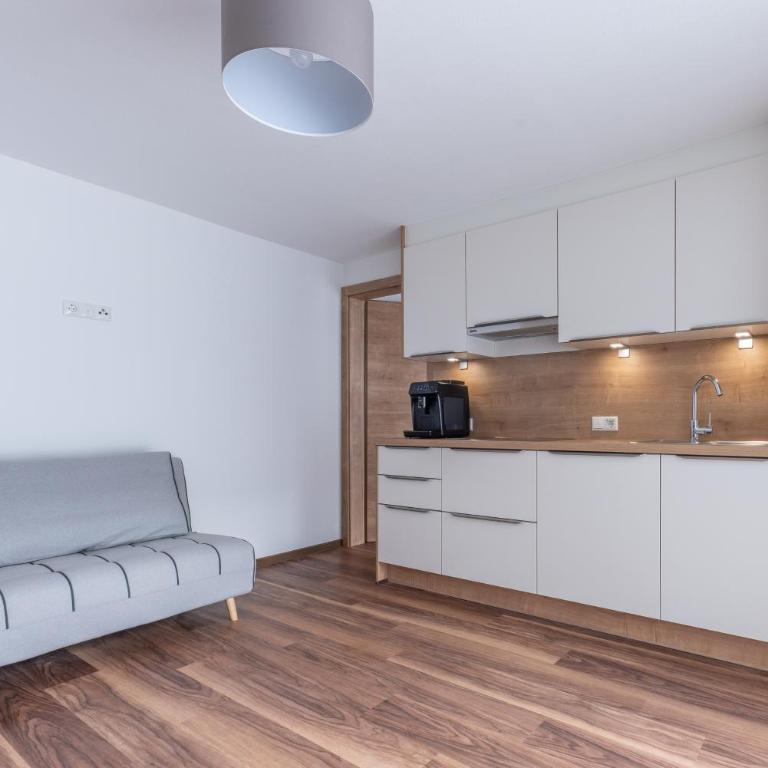 Apart Crystal - Apartment mit Terrasse - 4
