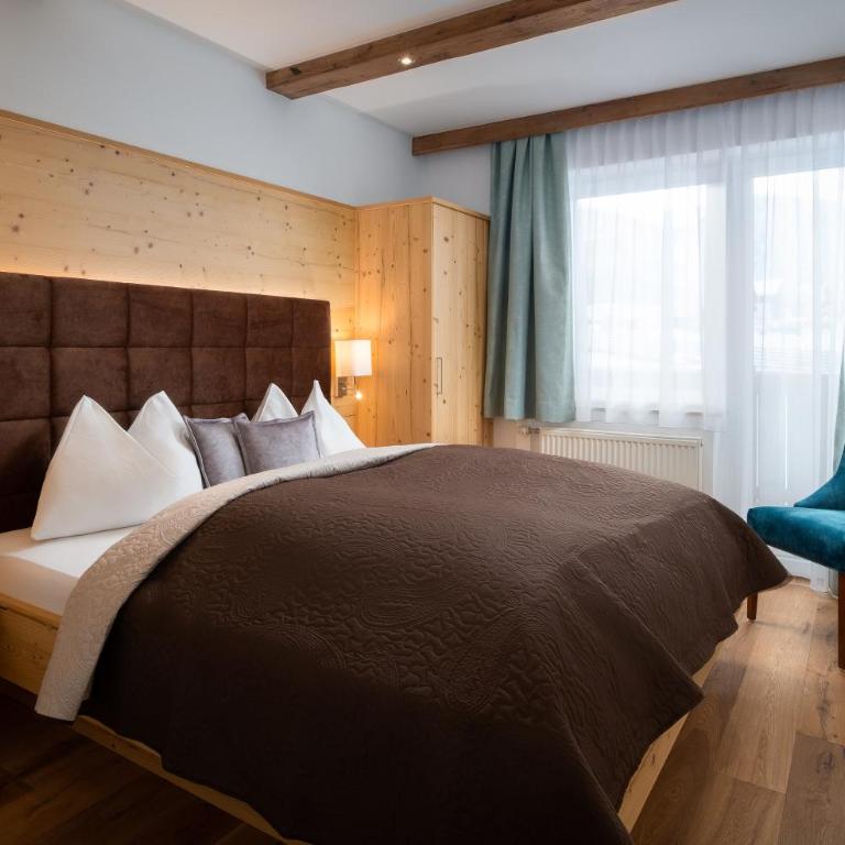 Bergnest die Frühstückspension - Double Room with Balcony - 1