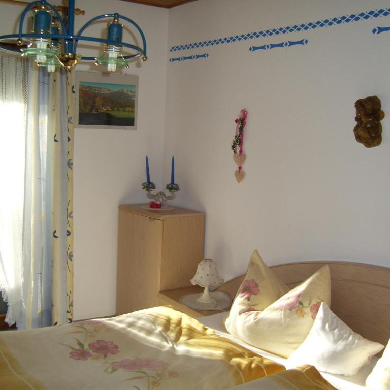 Pension Herzoghäusel - Doppelzimmer mit Balkon - 1