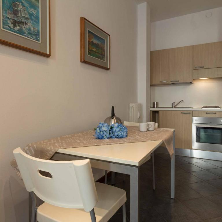 Galleria Roma Apartment - Affitti Brevi Italia - Monolocale - 10
