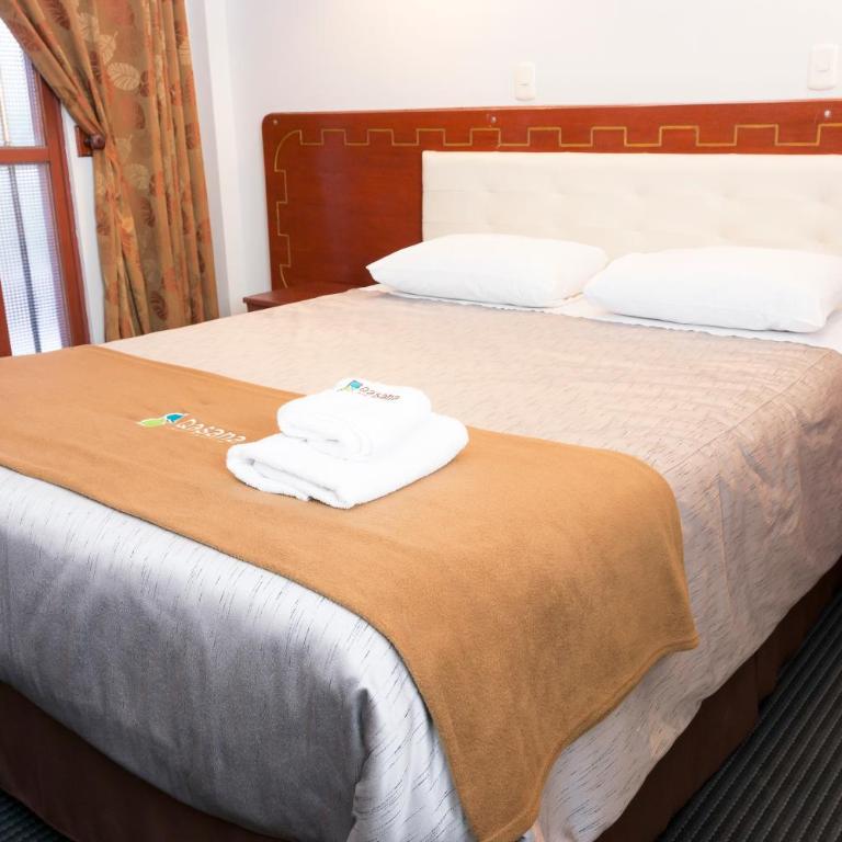 Qasana Hotel Plaza Calca - Large Double or Twin Room - 1
