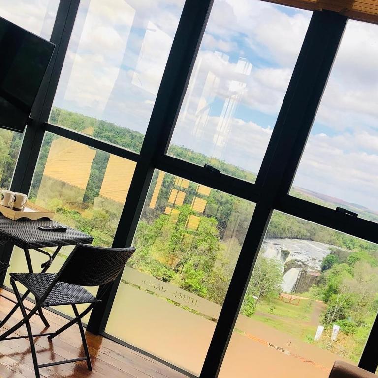 NatuCenter Hospedaje - Suite with River View - 10
