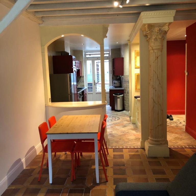 Immeuble de charme La Tronche - Appartement - 1er Étage - 2