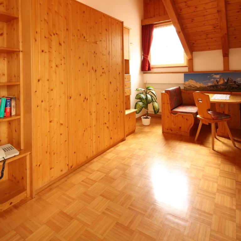 Residence Rose - Apartment mit 1 Schlafzimmer und Balkon - 4