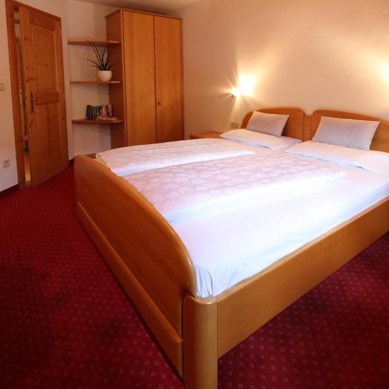 Residence Rose - Apartment mit 1 Schlafzimmer und Balkon - 6