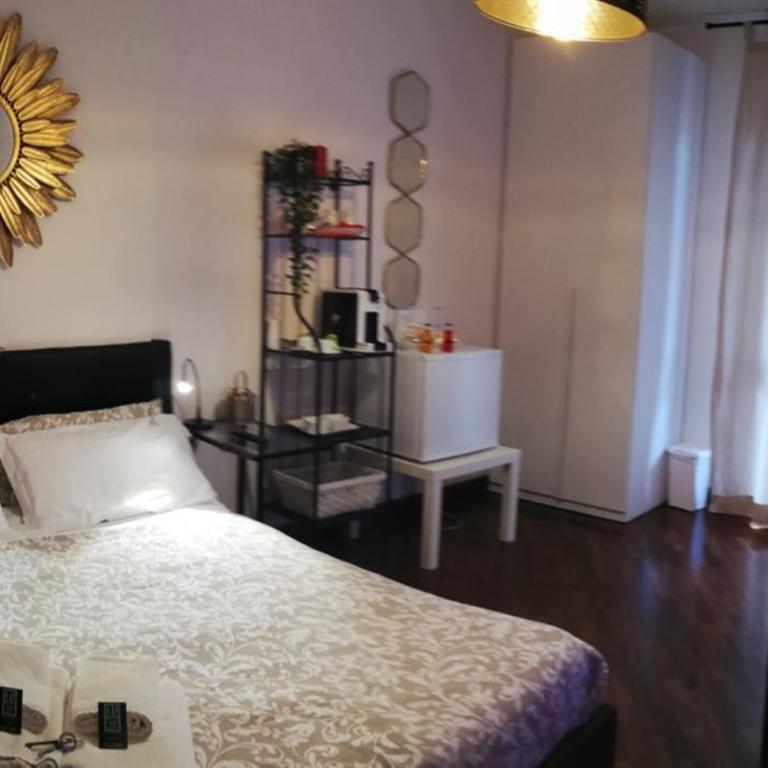 Leonardo Rome Holidays - King Room with Balcony - 10