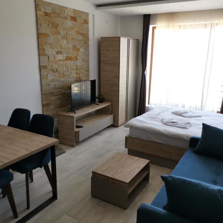 L18 apartment Milmari - One-Bedroom Apartment - 13