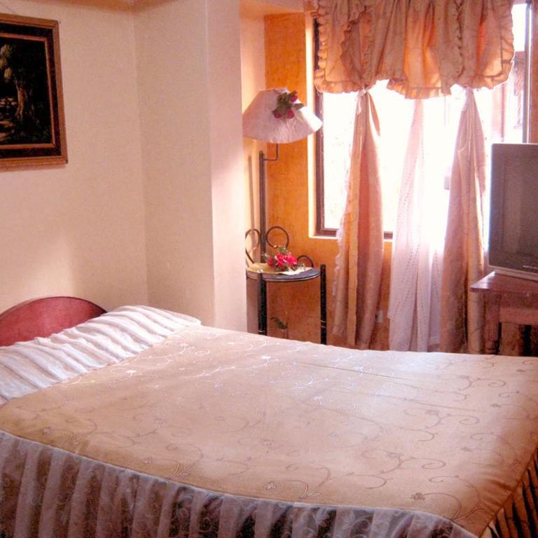 Hospedaje Pumacurco Betty - Habitación Individual con baño compartido - 4