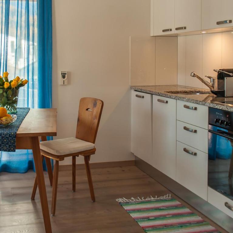 Chesa Guardamunt - Apartment mit 1 Schlafzimmer (2 Erwachsene) - 2