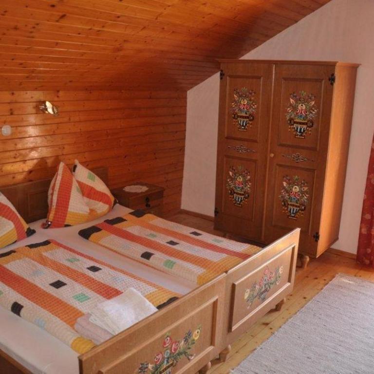 Bauernhof Marx - Kleines Doppelzimmer mit Gemeinschafts-WC. - 1