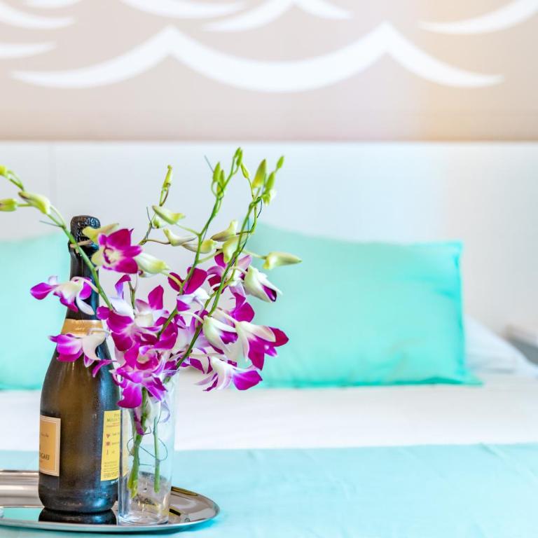 La Smeralda - Boutique Rooms and Breakfast - Camera Tripla con Balcone - 6