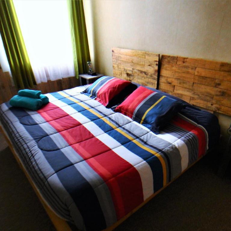 Corner Hostel Puerto Natales - Habitación Doble con baño privado - 2 camas - 1