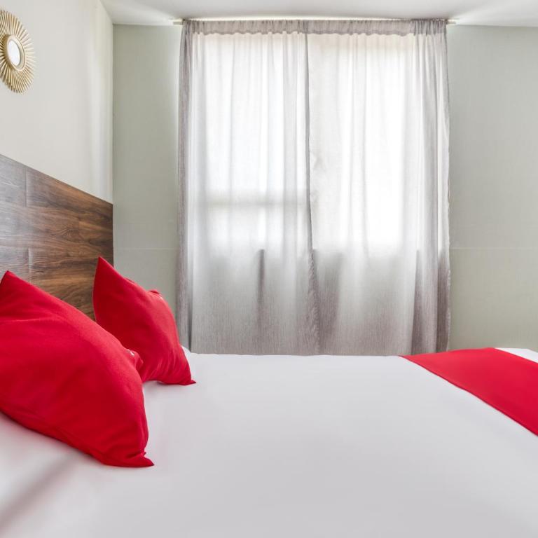Hotel Suites Puebla - Habitación Cuádruple Estándar - 5
