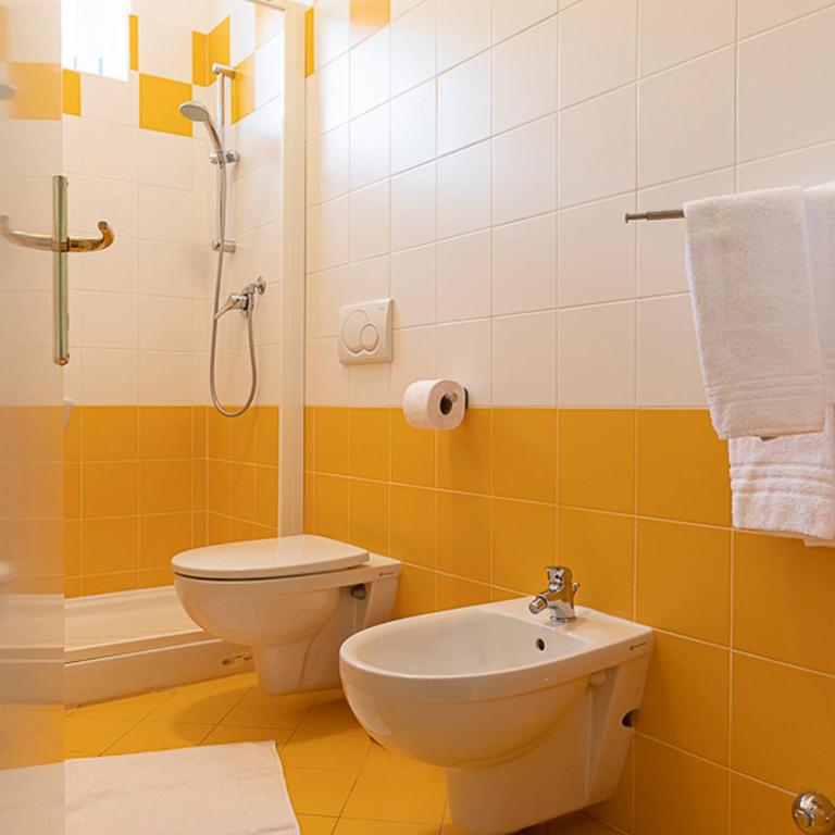 Villa Noemi Bed&Breakfast - Camera Matrimoniale con Balcone - 6