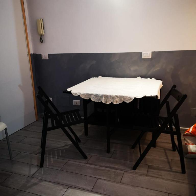 Casa Manzoni - Monolocale su 2 Livelli (4 Adulti) - 13