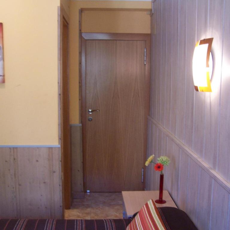Hostal El Carmen - Habitación Doble Básica - 2