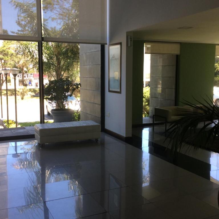 Edificio Jardines del Country Piso 19 - One-Bedroom Apartment - 21