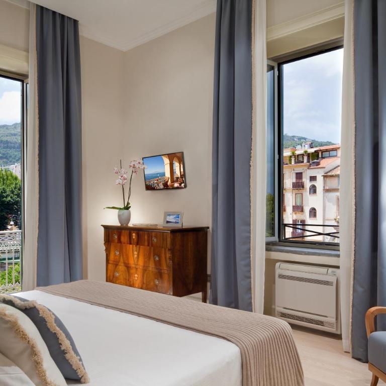 Grand Hotel Excelsior Vittoria - Appartamento Deluxe - 4