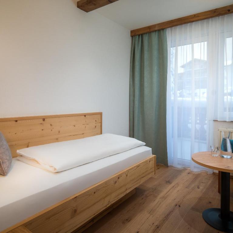 Bergnest die Frühstückspension - Deluxe Single Room with Balcony - 1