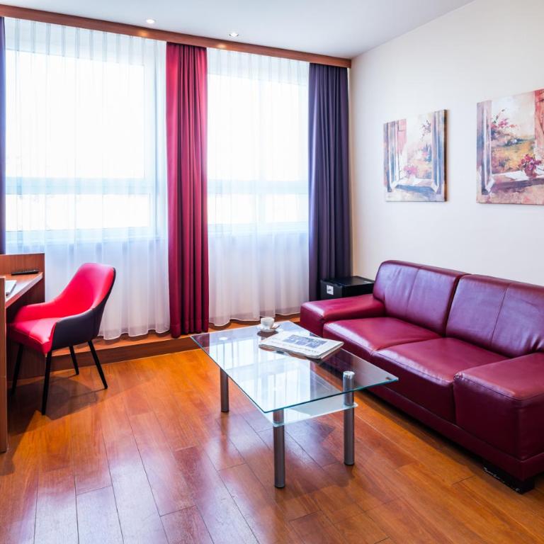 Star G Hotel München Schwabing - Deluxe Family Room - 5