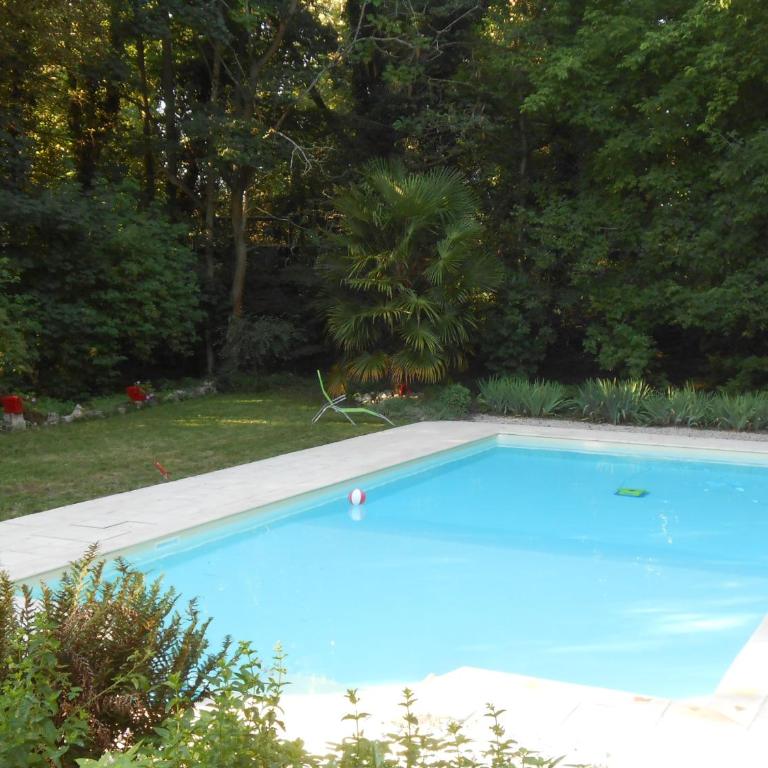 Clos du Bois Brard B&B - Chambre Double - Vue sur Piscine - 4