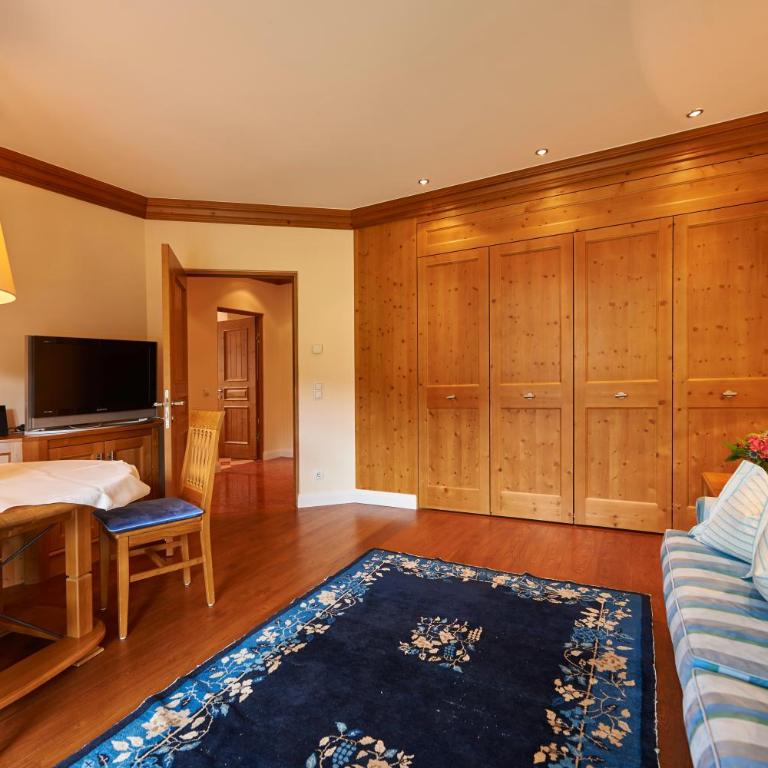 Hotel Mohnenfluh - Apartment mit Balkon - 1