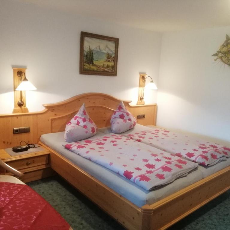 Gästehaus Marianndl - Doppelzimmer mit Balkon - 1