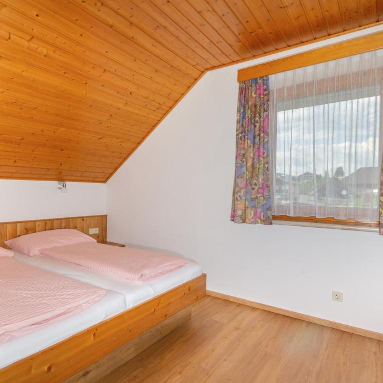 Ferienwohnungen Petschnig 2 - Apartment mit Gartenblick - 1