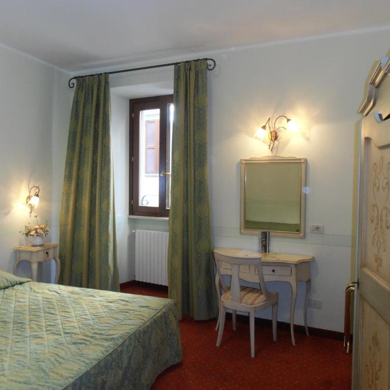 Hotel Garnì Bartabel - Family Room (2 Adults + 2 Children) - 2