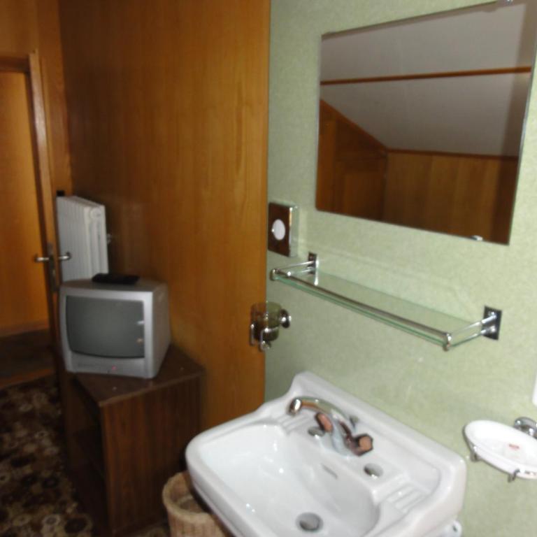 Hotel Cima - Dreibettzimmer - 2